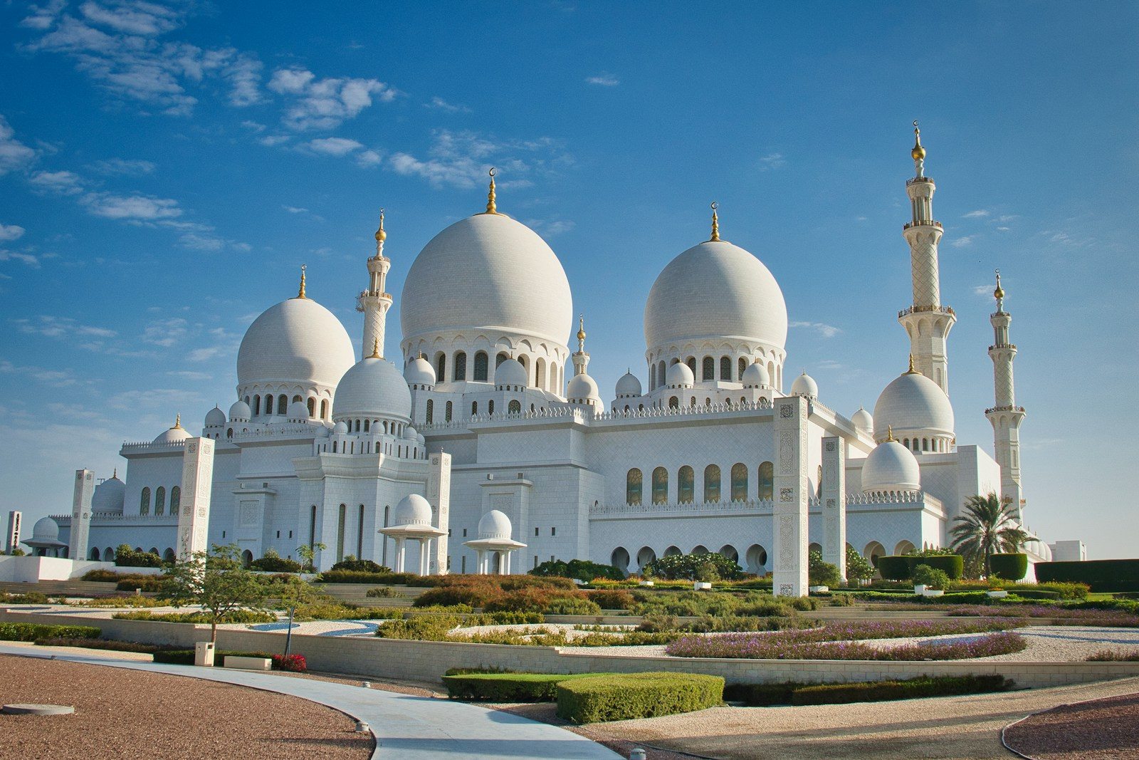 Abu-Dabidagi Shayx Zayd masjidi